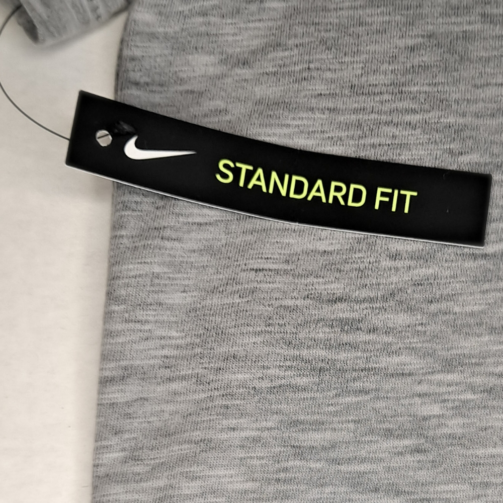 🎀Nike Dri-FIT T-Shirt - Picture 3 of 7